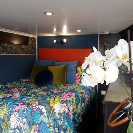 גיברלטר Jasmine Coral Jay Boutique Boatel Ocean Village חדר תמונה
