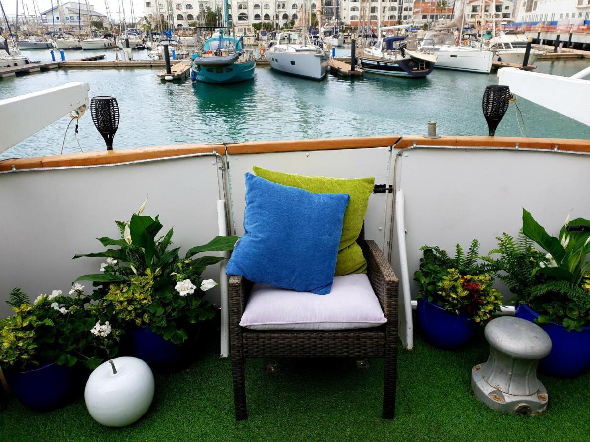 גיברלטר Jasmine Coral Jay Boutique Boatel Ocean Village מראה חיצוני תמונה