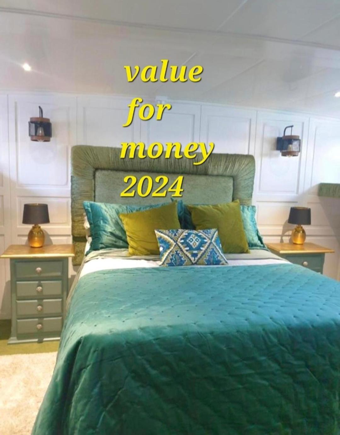 גיברלטר Jasmine Coral Jay Boutique Boatel Ocean Village מראה חיצוני תמונה